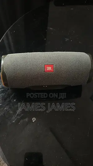 JBL Charge 4 Speaker