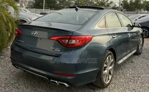 Hyundai Sonata Limited 2.0T 4dr Sedan (2.0L 4cyl Turbo 6A) 2015 Gray