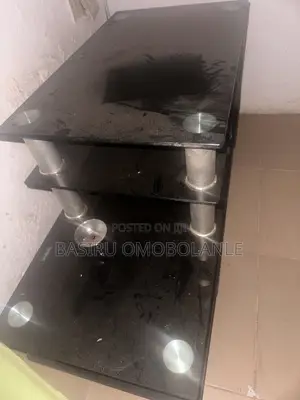 Living Roon Shelf