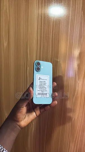 Apple iPhone 16 128 GB Green