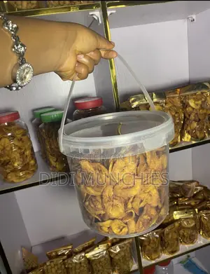 1 Paint of Riped Plantain Chips