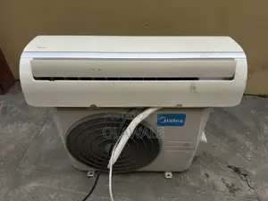 Midea 1.5hp AC
