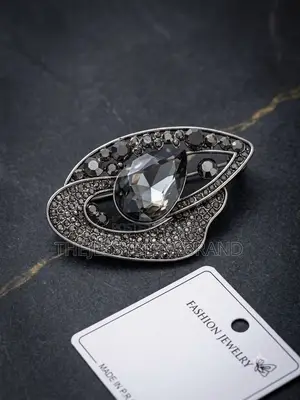 Stylish Brooch