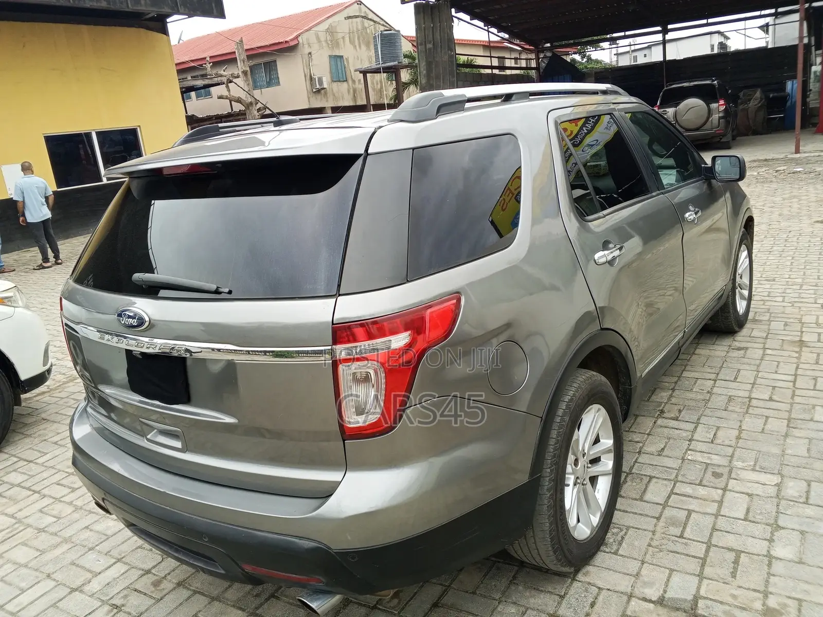 Ford Explorer 2014 Gray