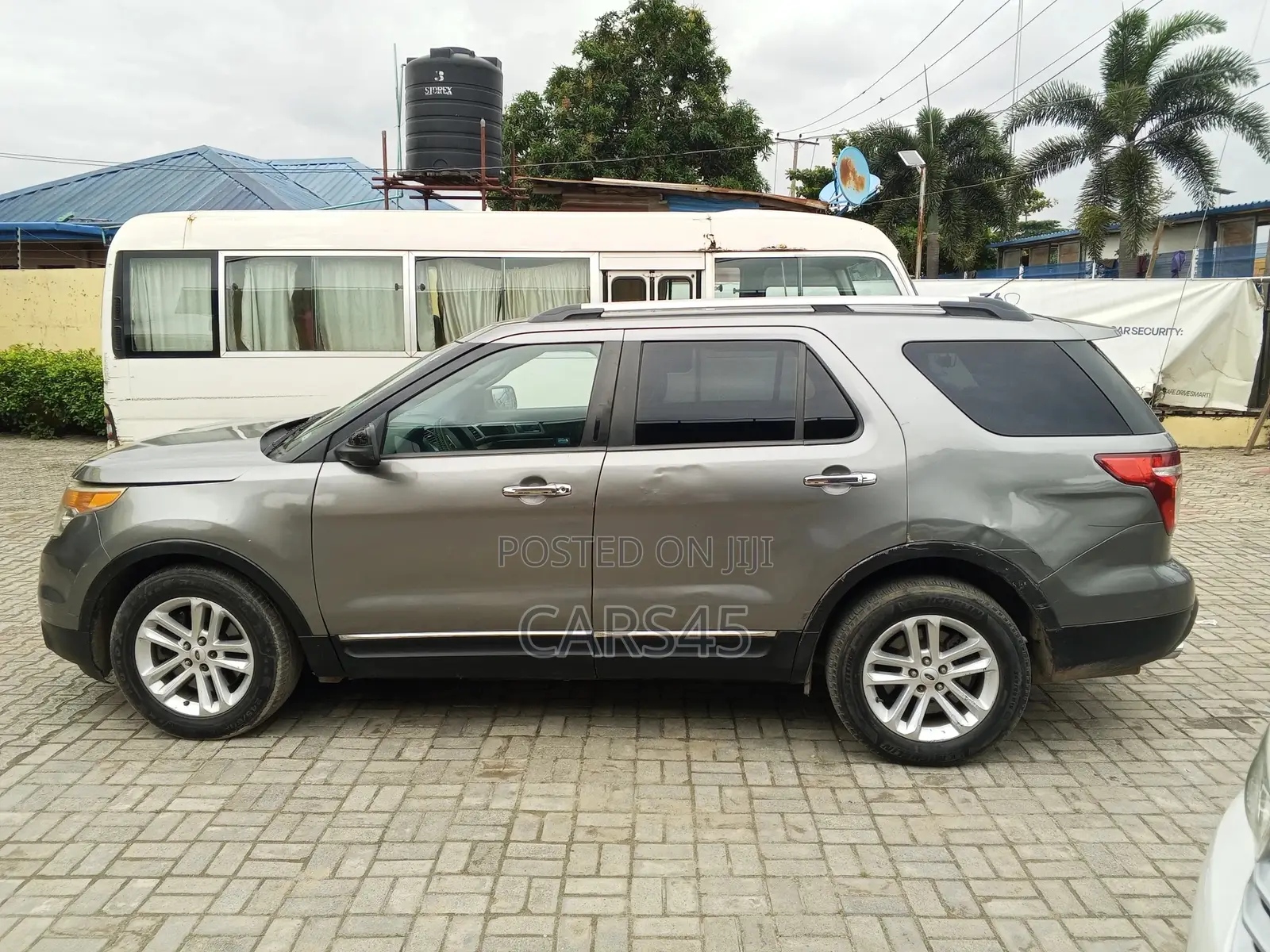 Ford Explorer 2014 Gray