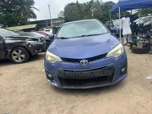 Toyota Corolla 2015 Blue