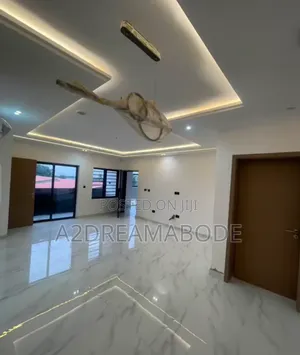 3bdrm Apartment in Ikeja for rent