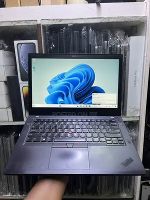 Laptop Dell Latitude 7400 8GB Intel Core i5 SSD 256GB