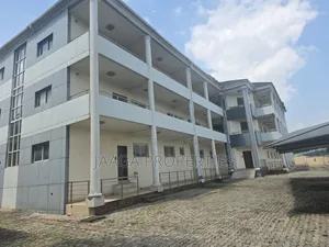 Utako Newly Built Plaza With 35 Offices for Distress Sale
