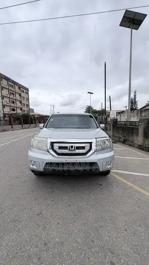 Honda Pilot 2010 Silver