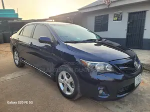 Toyota Corolla 2012 Blue