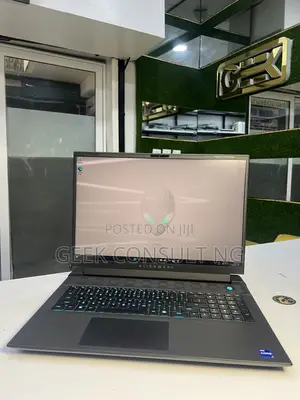 Laptop Alienware M18 R2 16GB Intel Core i7 SSD 1T