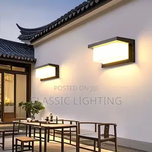 Outdoor Waterproof Wall Lamp Aluminum Lamp Body Acrylic Lampshade