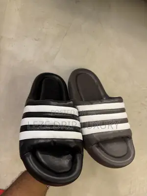 Adidas Quality Slippers Fully Boxed