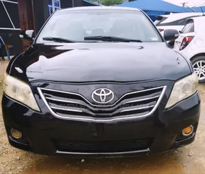 Toyota Camry XLE 4dr Sedan (2.5L 4cyl 6AM) 2010 Black