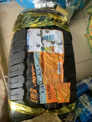 Joyroad Tyre 225/70/15c