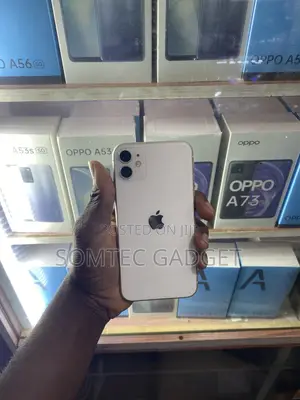 Apple iPhone 11 64 GB