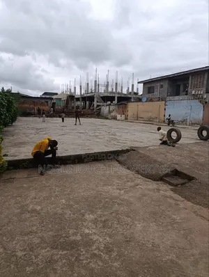 Dry Table Land Fence Round With Gate at Off Liasu Rd