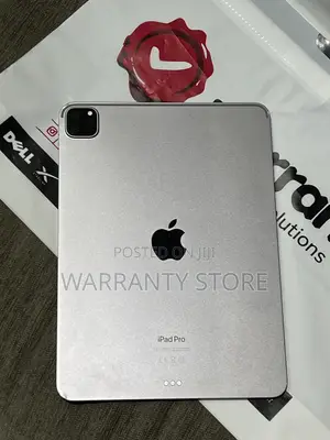 Apple iPad Pro (2022) 128 GB Silver