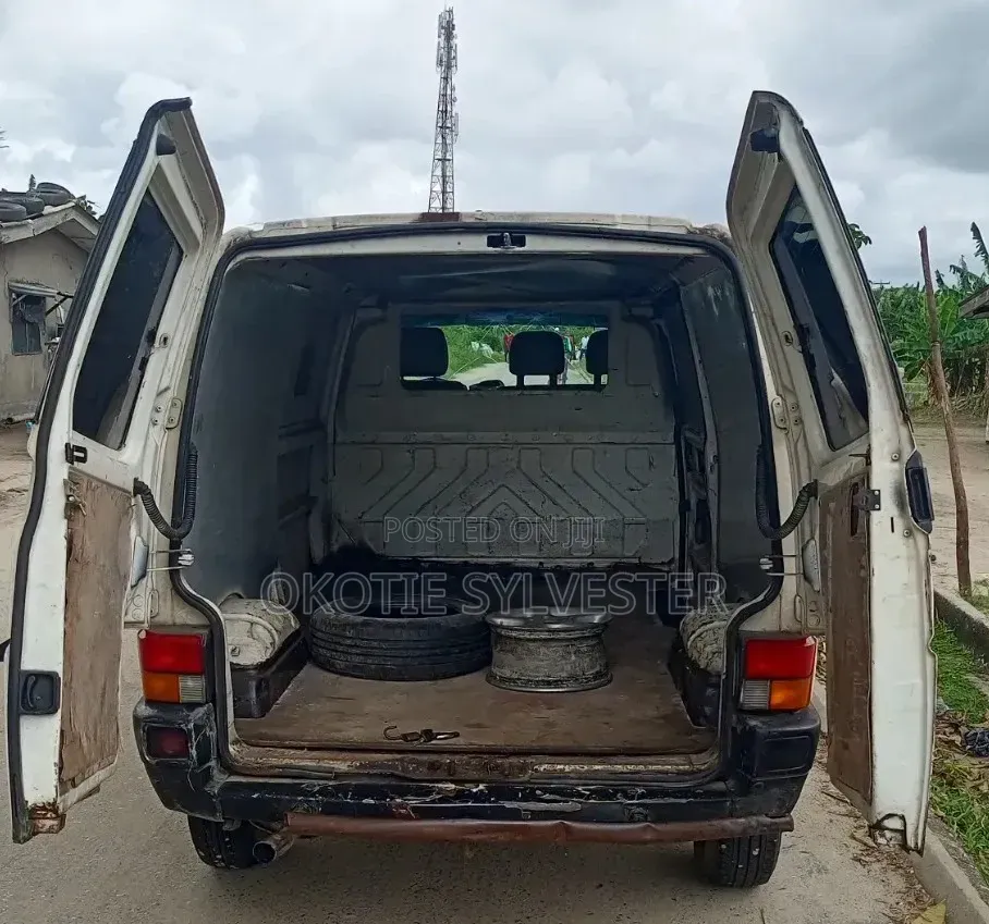 Volkswagen LT 2004 White