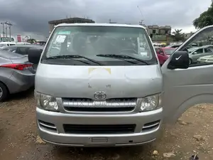 Toyota HiAce 2012 Grey