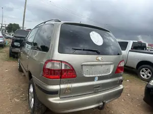 Ford Galaxy 2.3 Ambiente 2012 Gold