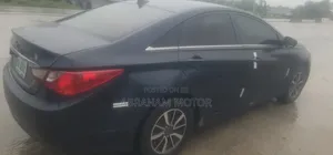 Hyundai Sonata 2011 Black