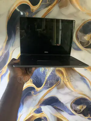 Laptop Dell Latitude 13 3379 8GB Intel Core i5 SSD 256GB