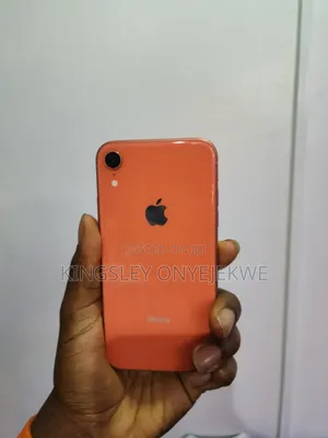 Apple iPhone XR 64 GB