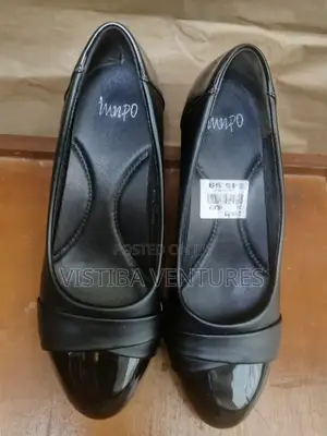 Ladies Office Shoes – Size 39 – Gently Used – Excellent Condition