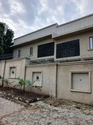 5bdrm Duplex in Wuse 2 for rent