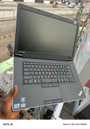 Laptop Lenovo ThinkPad Edge 15 4GB Intel Core i3 HDD 500GB