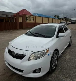Toyota Corolla LE 4dr Sedan (1.8L 4 cyl 4A) 2009 White