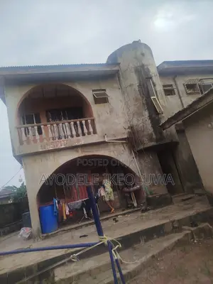 4bdrm Block of Flats in Agric Road, Igando / Ikotun/Igando for sale