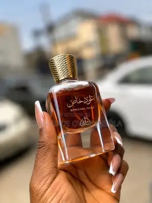 Special Oud Perfume – Long Lasting Fragrance