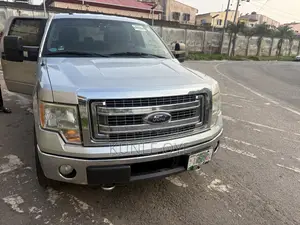 Ford F-150 XLT 4dr SuperCab 4WD 6.5 ft. SB (3.7L 6cyl 6A) 2014 Silver