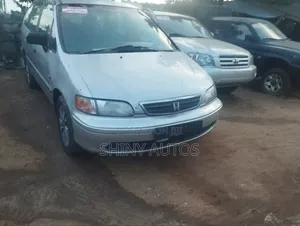 Honda Shuttle 1999 Silver