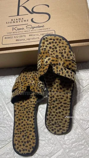 Premium Quality Palm Slippers – Stylish, Comfortable Affordable