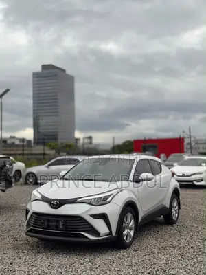 Toyota C-HR 2024 White