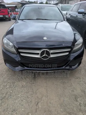 Mercedes-Benz C300 2016 Gray