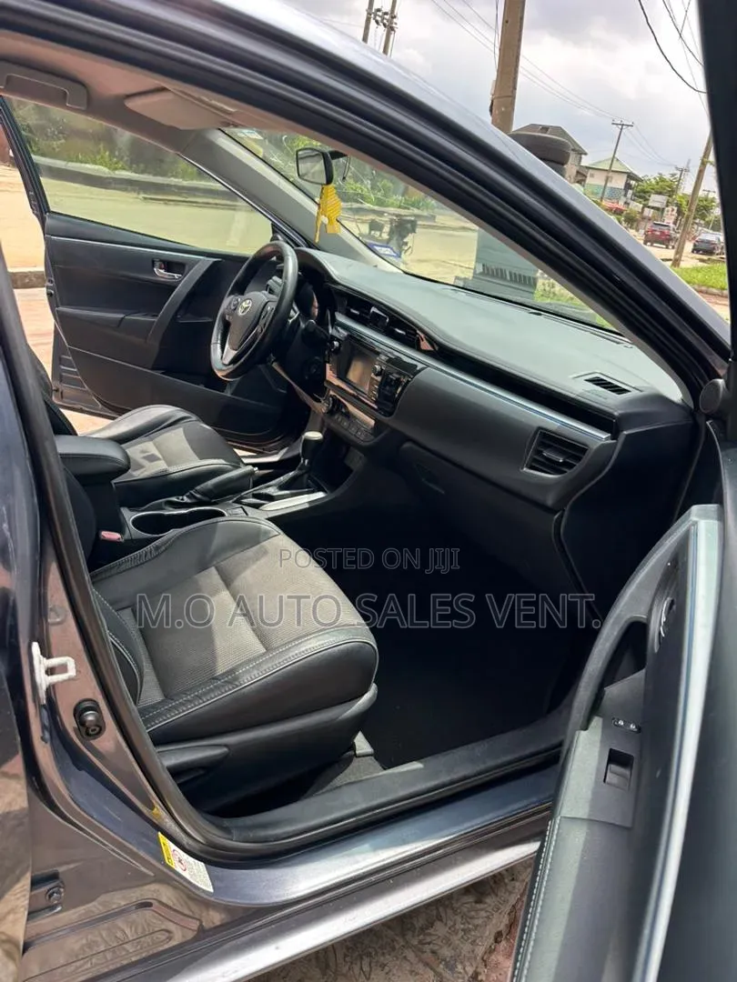 Toyota Corolla 2014 Gray