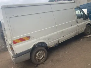 Ford Transit 2002 White