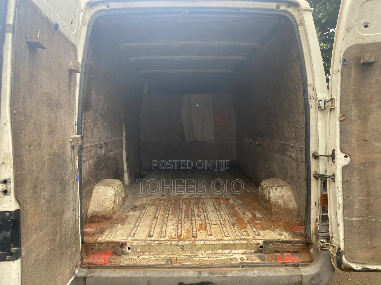 Ford Transit 2002 White