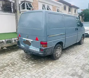 Volkswagen Transporter 2005 Grey