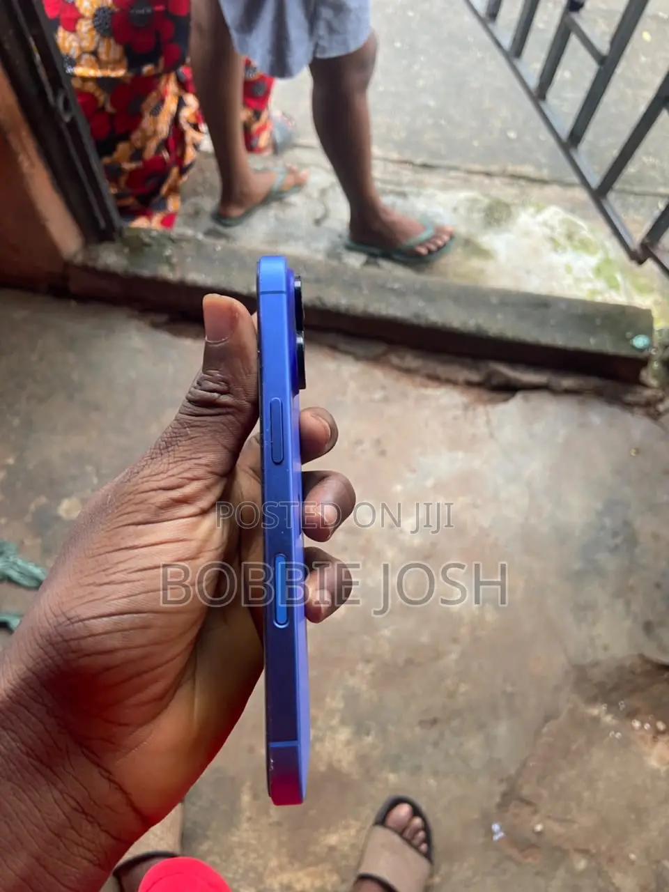 Apple iPhone 16 128 GB Blue