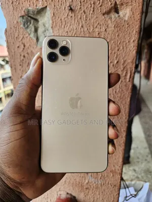Apple iPhone 11 Pro Max 64 GB Gold