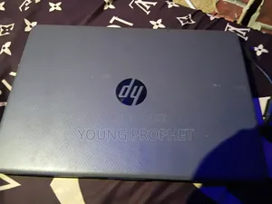 Laptop HP 240 G8 4GB Intel Celeron HDD 500GB