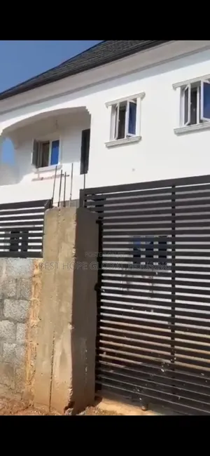 5 Bedroom Duplex