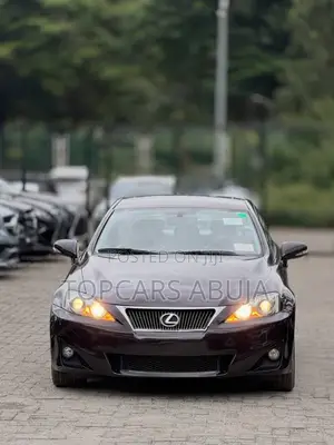 Lexus IS 2012 Maroon