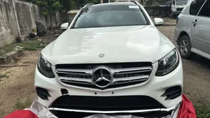 Mercedes-Benz GLC-Class 2017 White